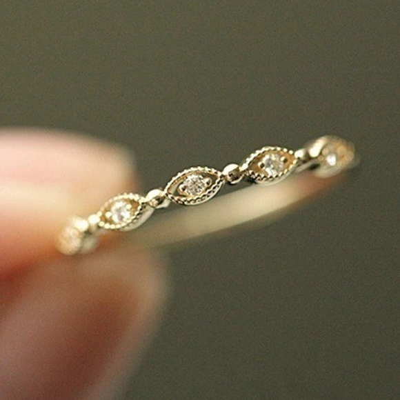 Art Deco Milgrain Stackable Eternity 18K Gold Ring - Picture 1 of 6